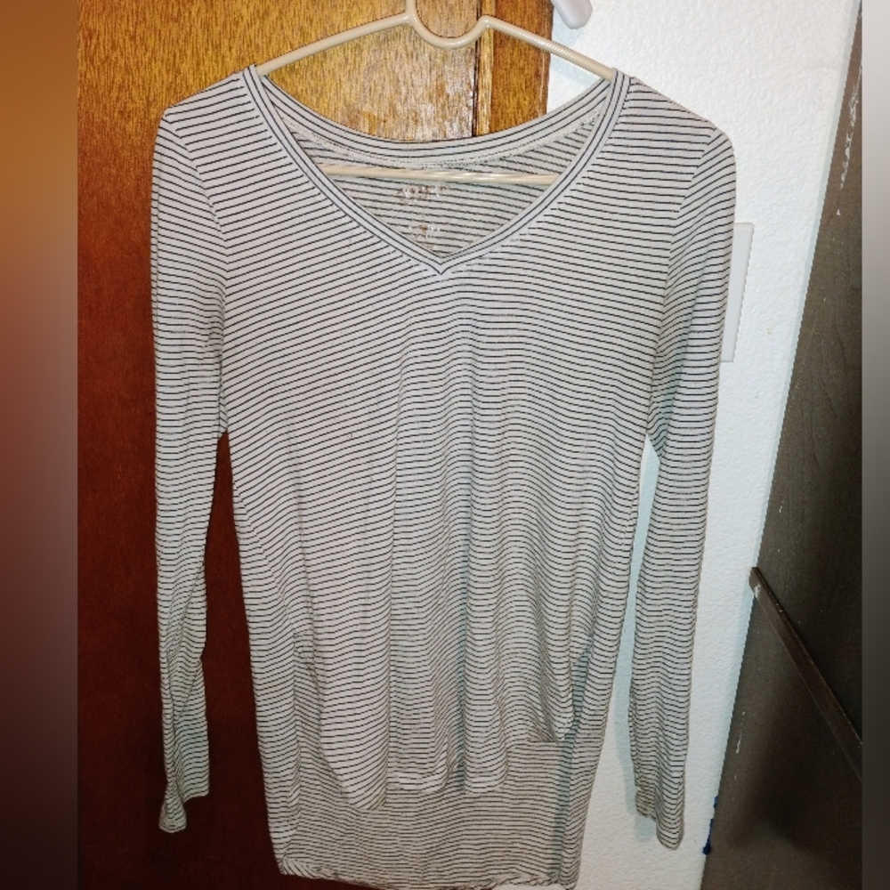 Arizona Jean Black And White Striped Long Sleeved Women's Top Size Medium